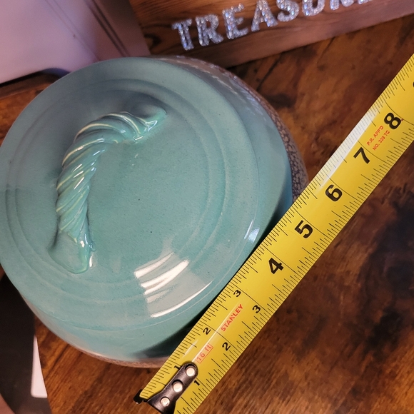 Clay in Motion Blue & Tan Cookie Jar signed by artist - Picture 8 of 10